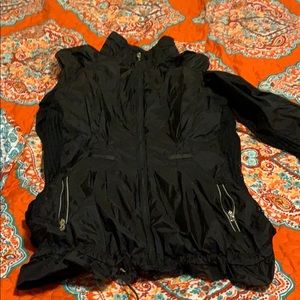 lululemon windbreaker